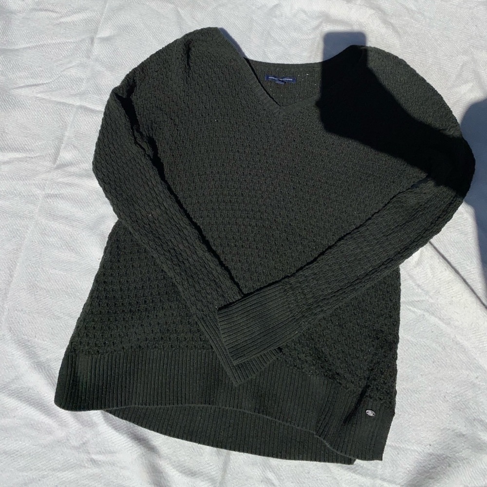 American eagle sweater